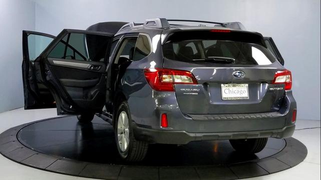 Photo of 2015 Gray Subaru Outback