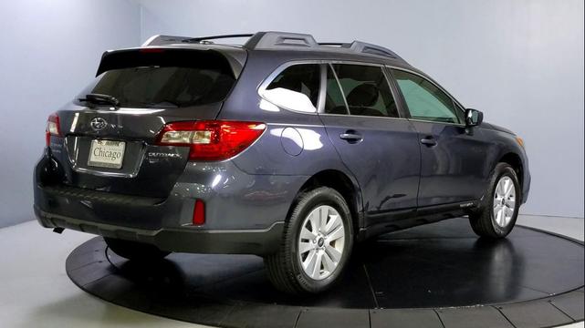 Photo of 2015 Gray Subaru Outback