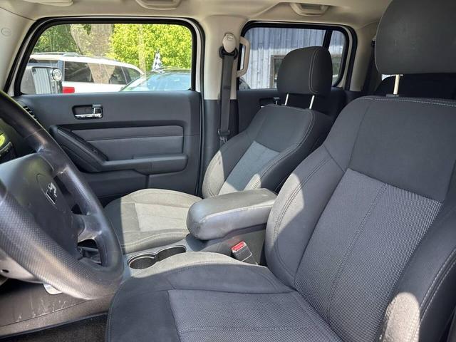 Photo of 2009 Birch White Hummer H3