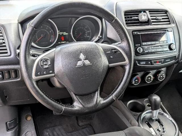 Photo of 2015 Silver Mitsubishi Outlander Sport