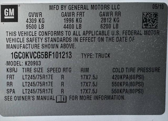Photo of 2011 Summit White Chevrolet Silverado 2500