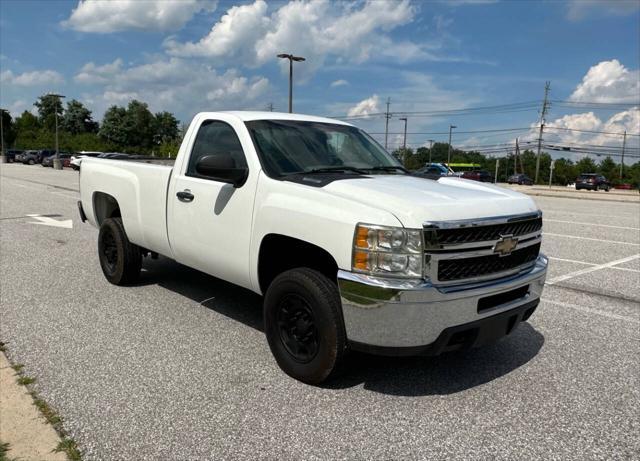 Photo of 2011 Summit White Chevrolet Silverado 2500