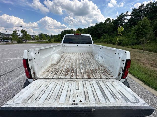 Photo of 2011 Summit White Chevrolet Silverado 2500