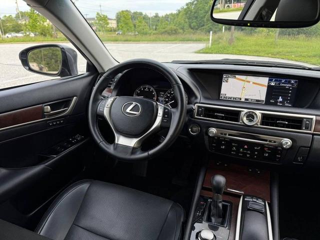 Photo of 2015 Ultra White Lexus GS 350