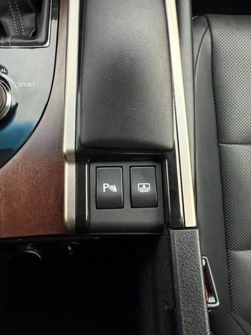 Photo of 2015 Ultra White Lexus GS 350