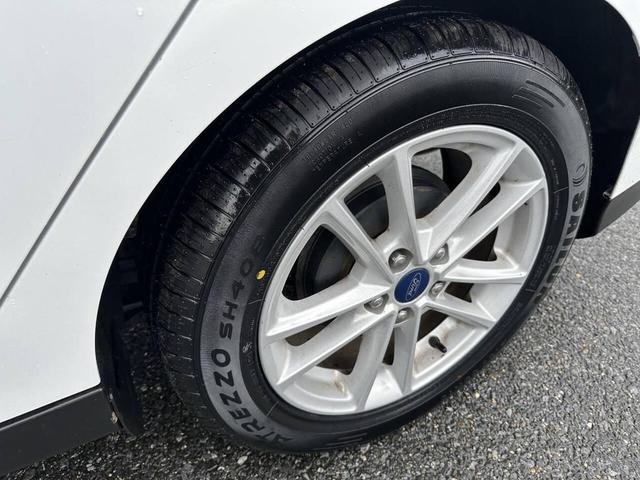 Photo of 2018 Oxford White Ford Focus