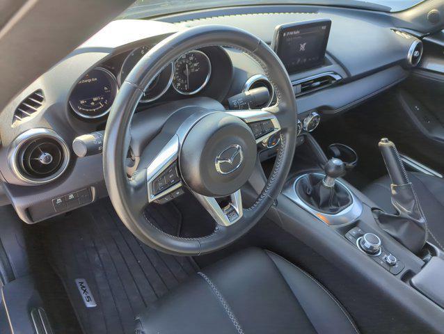 Photo of 2022 Machine Gray Metallic Mazda MX-5 Miata