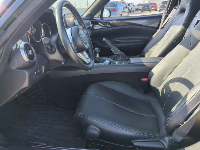 Photo of 2022 Machine Gray Metallic Mazda MX-5 Miata