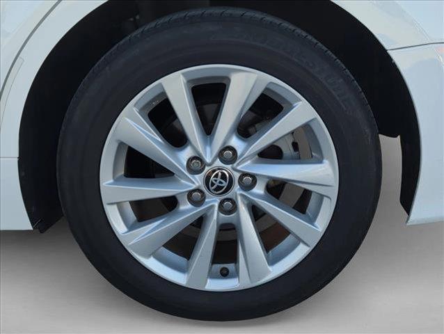 Photo of 2023 Ice Cap Toyota Camry