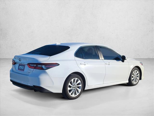 Photo of 2023 Ice Cap Toyota Camry
