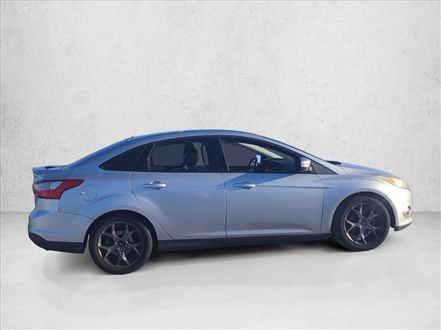 Photo of 2014 Ingot Silver Metallic Ford Focus