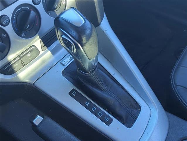 Photo of 2014 Ingot Silver Metallic Ford Focus