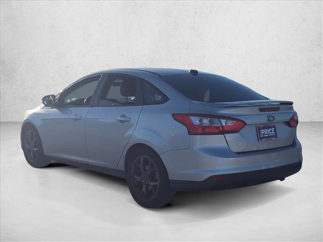 Photo of 2014 Ingot Silver Metallic Ford Focus