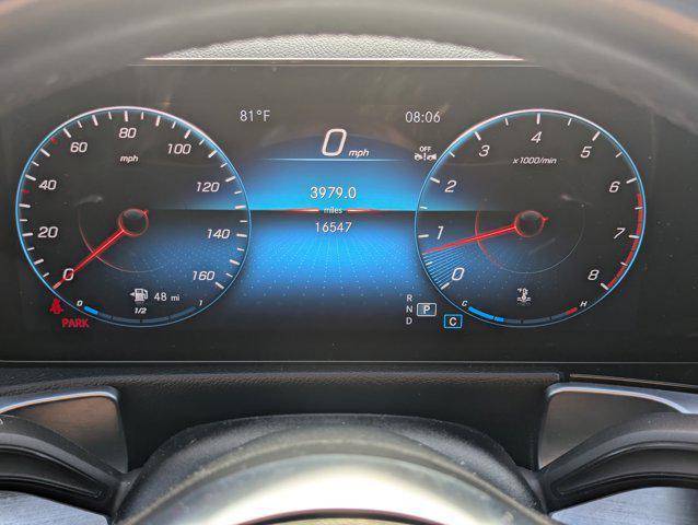 Photo of 2023 Night Black Mercedes-Benz GLB 250