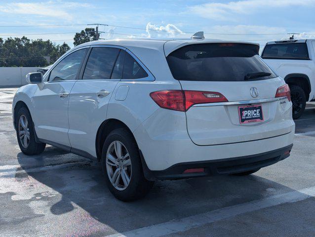 Photo of 2014 White Diamond Pearl Acura RDX