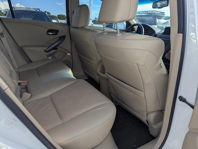 Photo of 2014 White Diamond Pearl Acura RDX