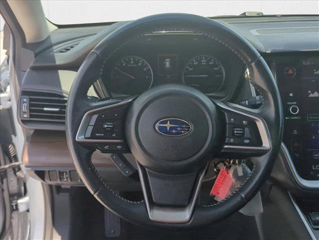 Photo of 2022 Ice Silver Metallic Subaru Outback