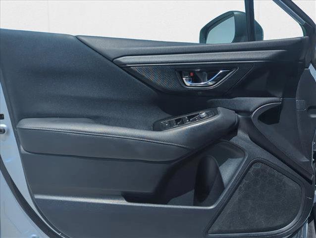Photo of 2022 Ice Silver Metallic Subaru Outback