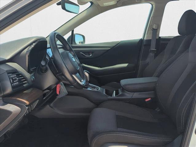 Photo of 2022 Ice Silver Metallic Subaru Outback