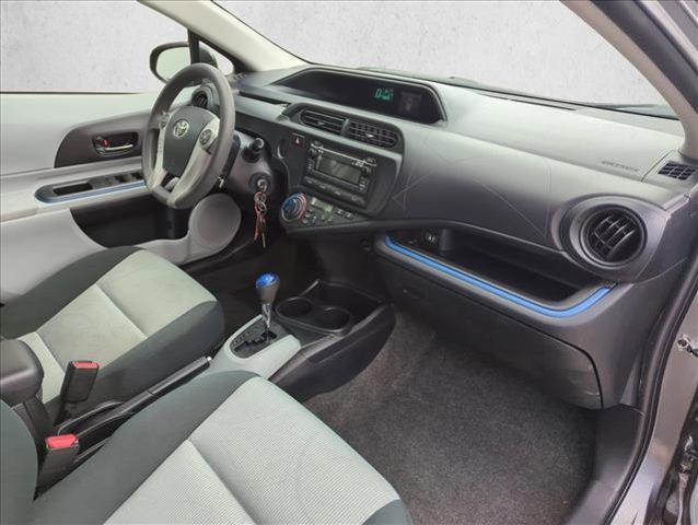 Photo of 2013 Magnetic Gray Metallic Toyota Prius c