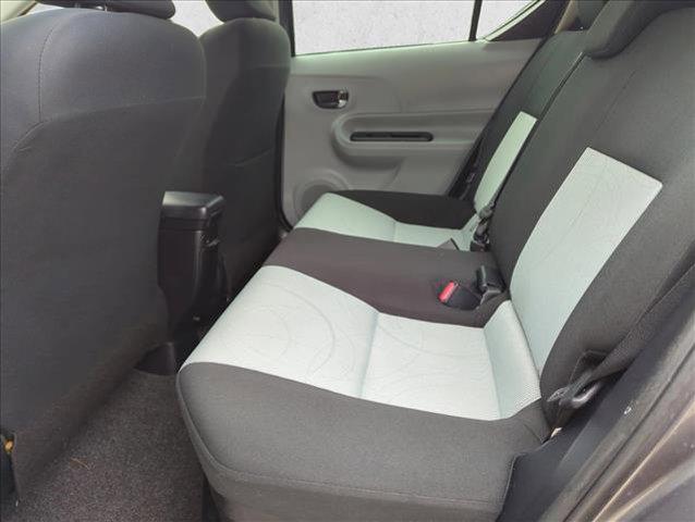 Photo of 2013 Magnetic Gray Metallic Toyota Prius c