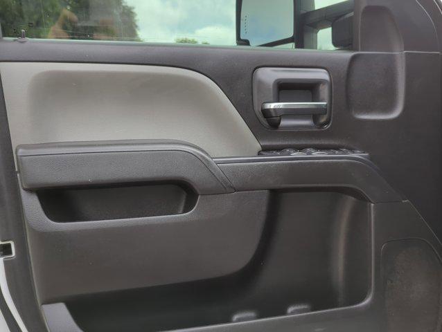 Photo of 2016 Summit White Chevrolet Silverado 2500
