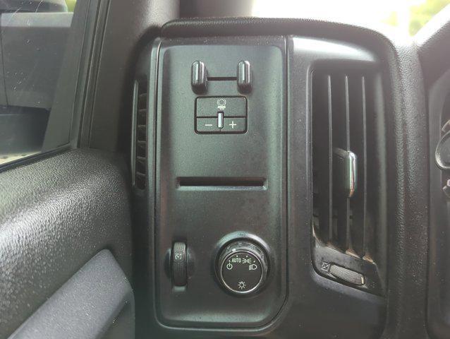 Photo of 2016 Summit White Chevrolet Silverado 2500