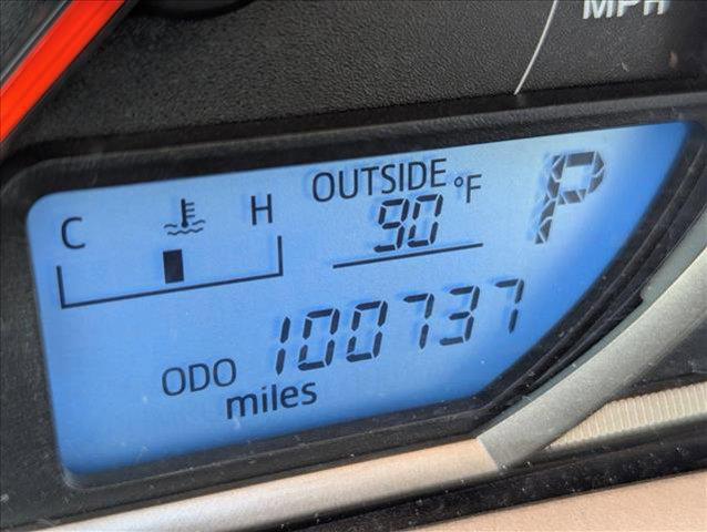 Photo of 2015 Magnetic Gray Metallic Toyota RAV4
