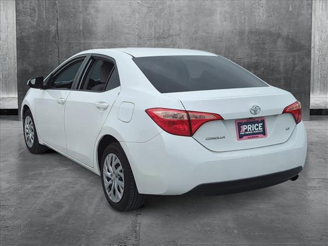 Photo of 2018 White Toyota Corolla