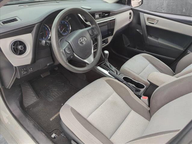 Photo of 2018 White Toyota Corolla
