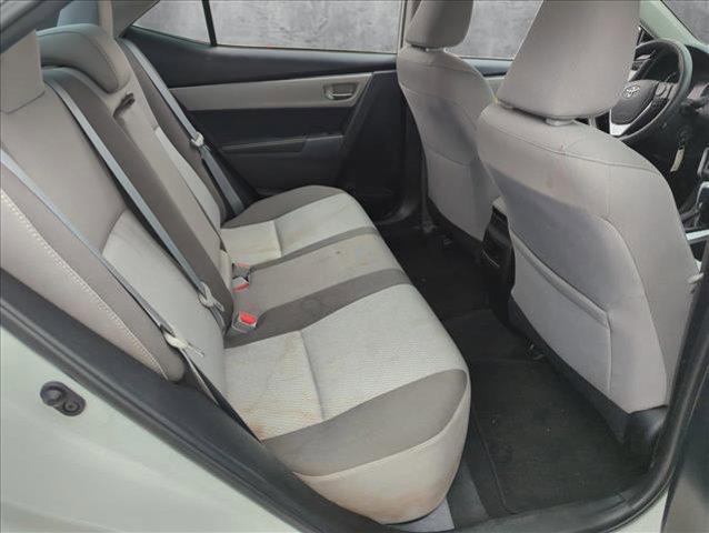 Photo of 2018 White Toyota Corolla