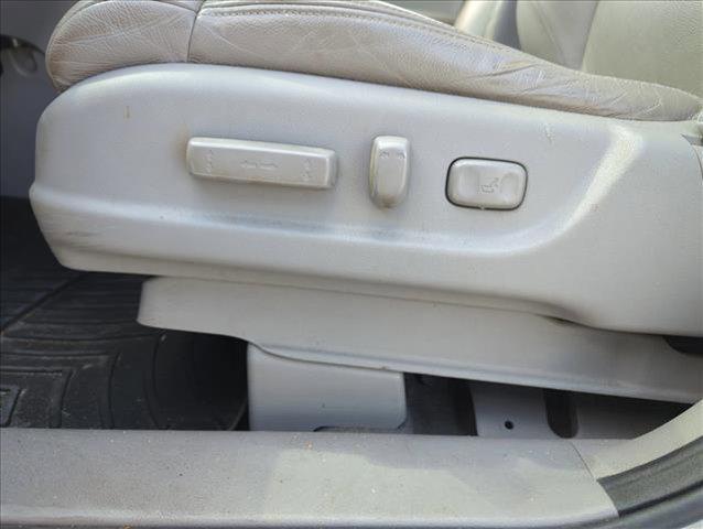 Photo of 2012 Polished Metal Metallic Honda CR-V