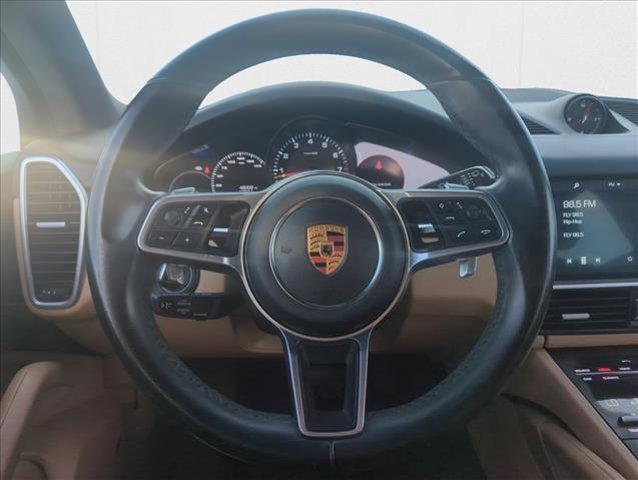 Photo of 2019 Carrara White Metallic Porsche Cayenne