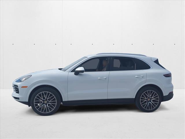 Photo of 2019 Carrara White Metallic Porsche Cayenne
