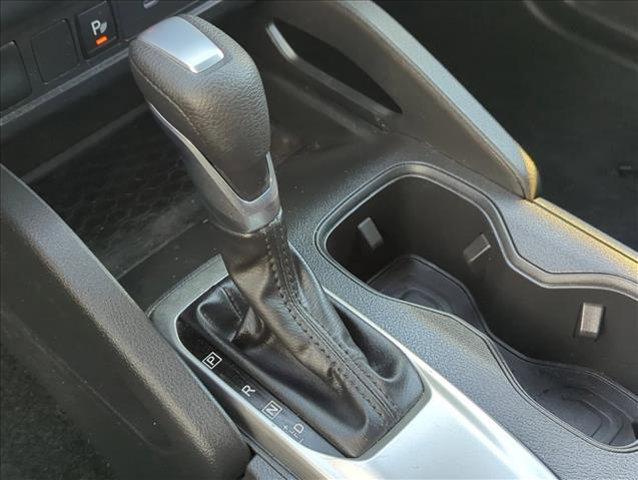 Photo of 2022 Glacier White Nissan Frontier