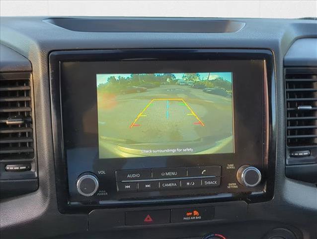 Photo of 2022 Glacier White Nissan Frontier