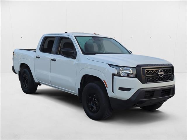 Photo of 2022 Glacier White Nissan Frontier