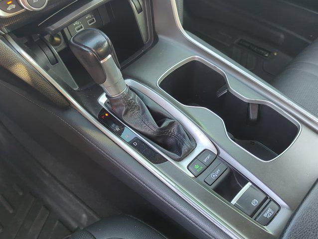 Photo of 2021 San Marino Red Honda Accord