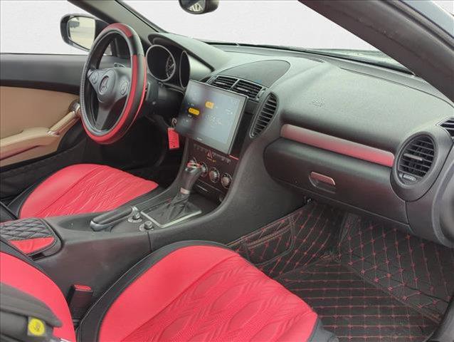 Photo of 2011 Obsidian Black Metallic Mercedes-Benz SLK-Class