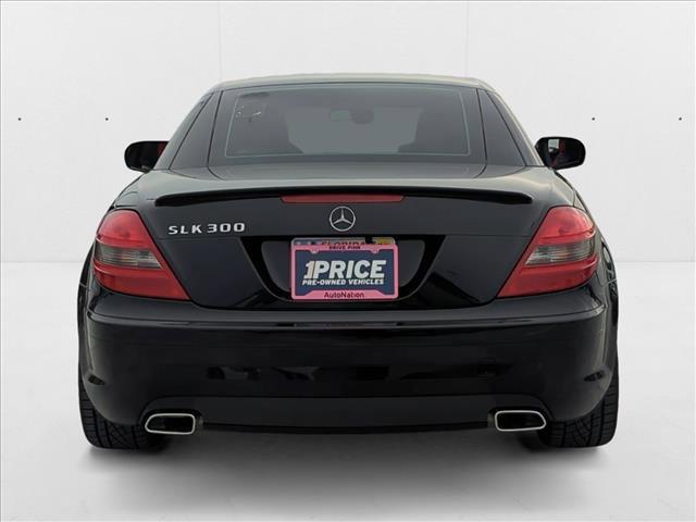 Photo of 2011 Obsidian Black Metallic Mercedes-Benz SLK-Class