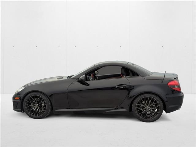 Photo of 2011 Obsidian Black Metallic Mercedes-Benz SLK-Class
