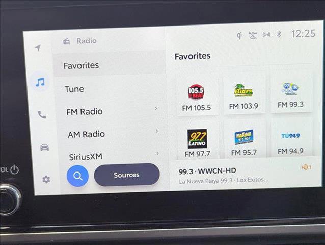 Photo of 2025 Silver/Gray Toyota Camry