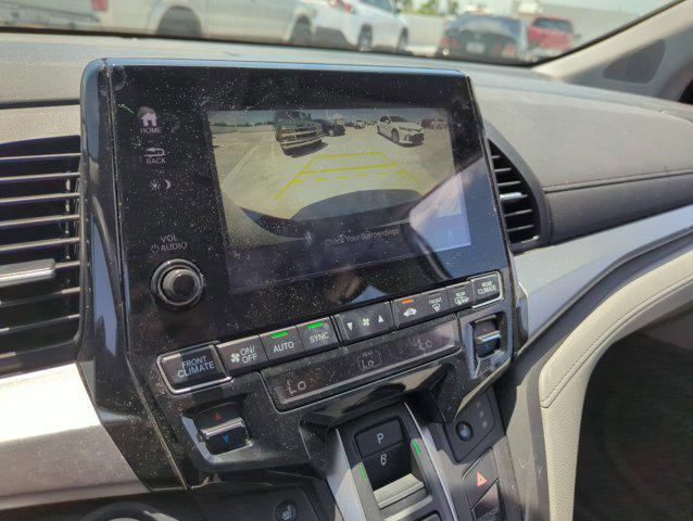 Photo of 2024 Silver Honda Odyssey