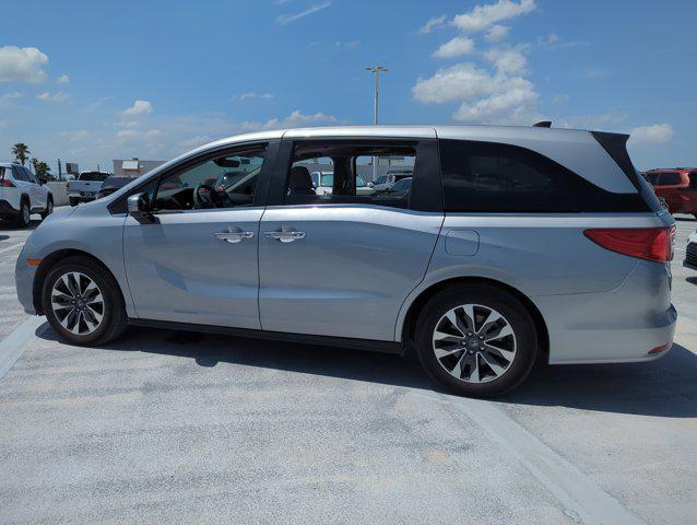 Photo of 2024 Silver Honda Odyssey