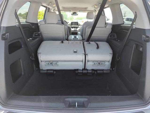 Photo of 2024 Silver Honda Odyssey