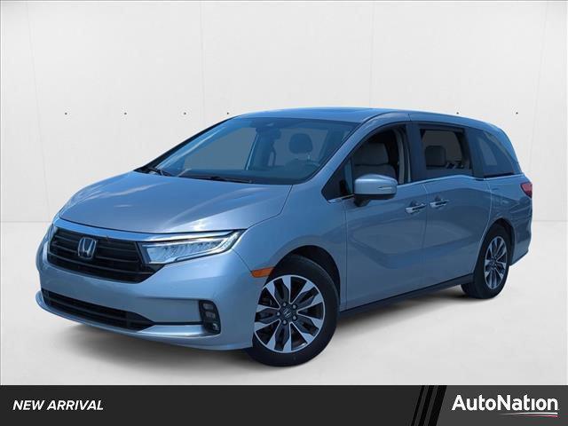 Photo of 2024 Silver Honda Odyssey