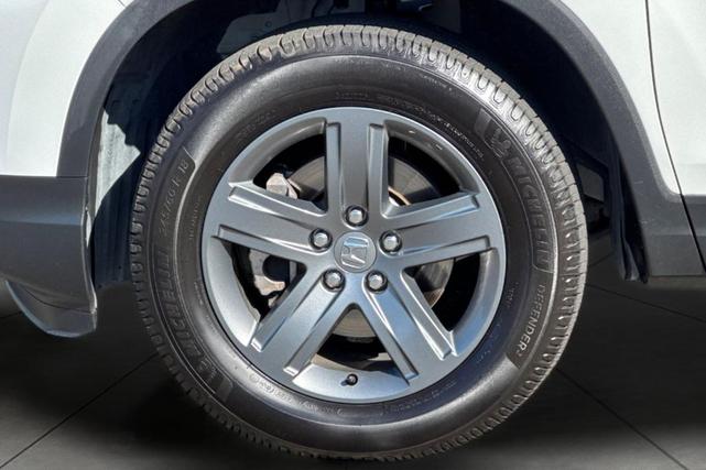 Photo of 2022 Platinum White Pearl Honda Ridgeline