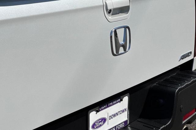 Photo of 2022 Platinum White Pearl Honda Ridgeline