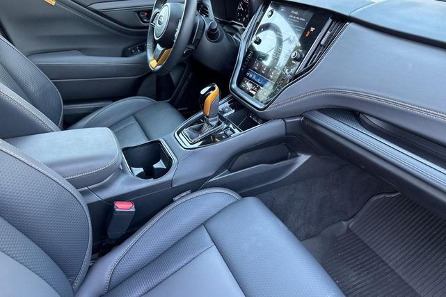 Photo of 2024 Ice Silver Metallic Subaru Outback