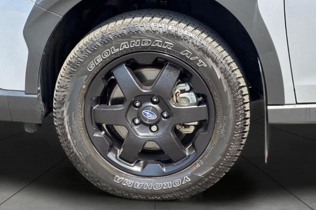 Photo of 2024 Ice Silver Metallic Subaru Outback